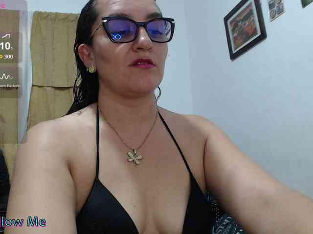 SaimaJayyeb webcam
