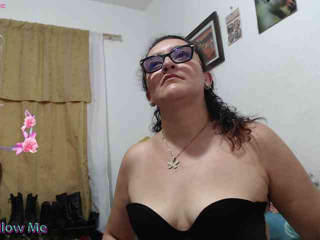 SaimaJayyeb webcam