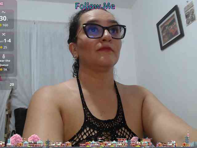Model: SaimaJayyeb