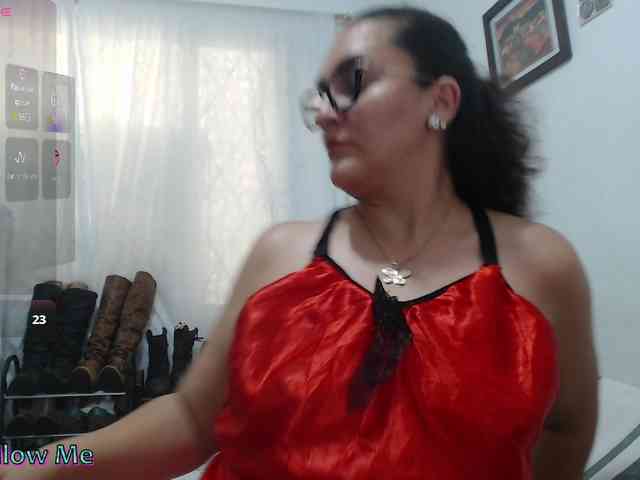 SaimaJayyeb webcam