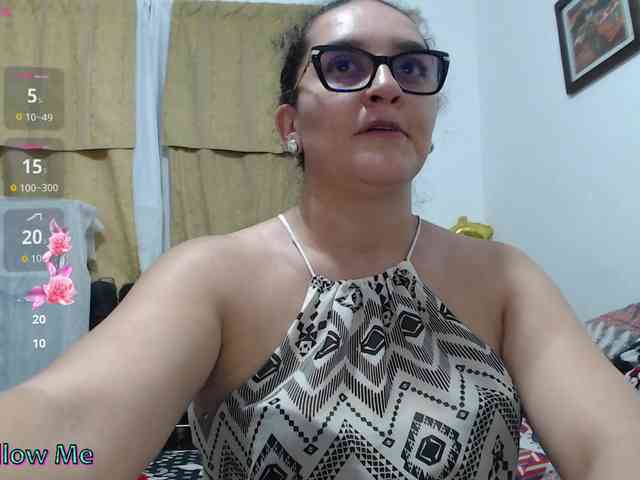 SaimaJayyeb webcam