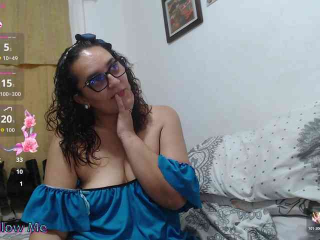 Modèle: SaimaJayyeb