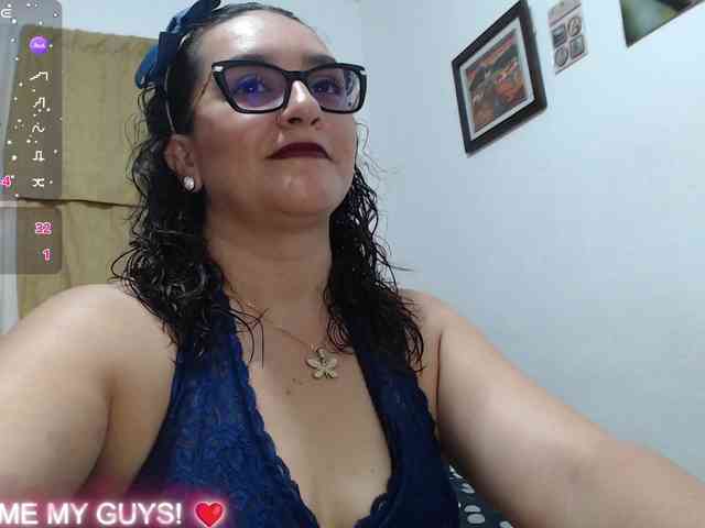 SaimaJayyeb webcam