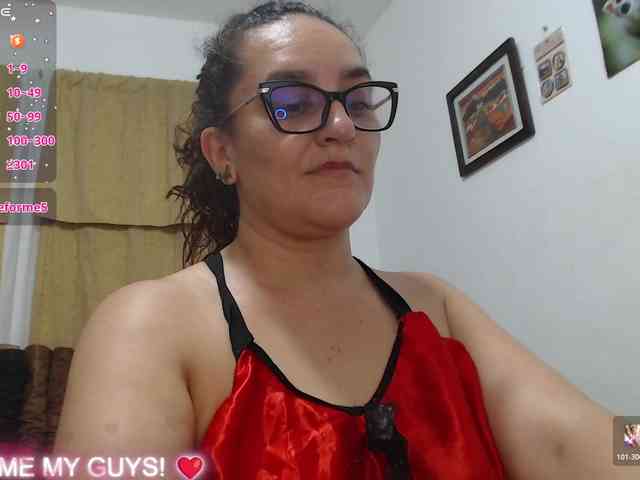 SaimaJayyeb webcam