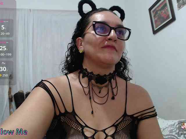 Modèle: SaimaJayyeb