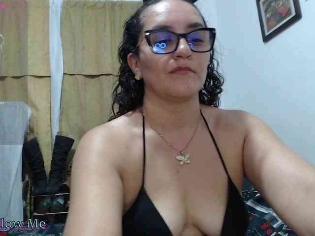 Modèle: SaimaJayyeb