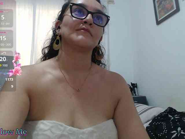 SaimaJayyeb webcam