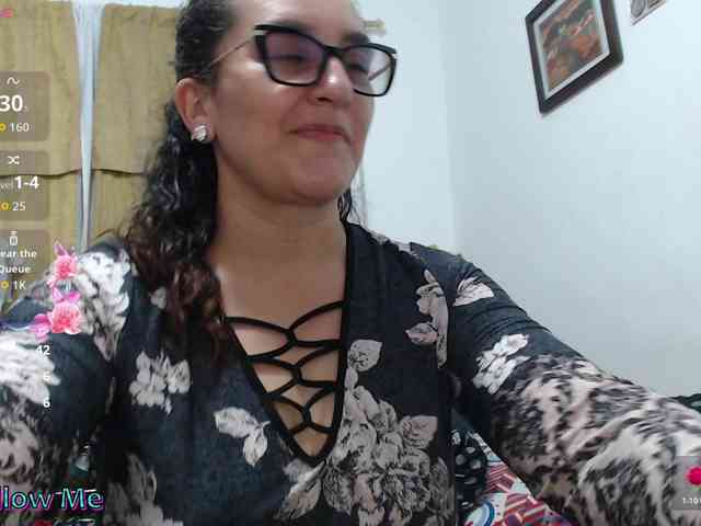 SaimaJayyeb webcam