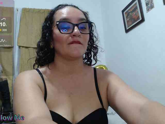 SaimaJayyeb webcam