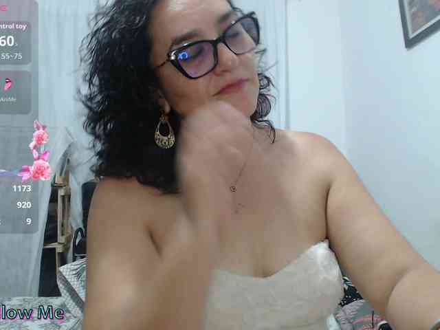SaimaJayyeb webcam