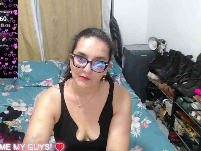 Modèle: SaimaJayyeb