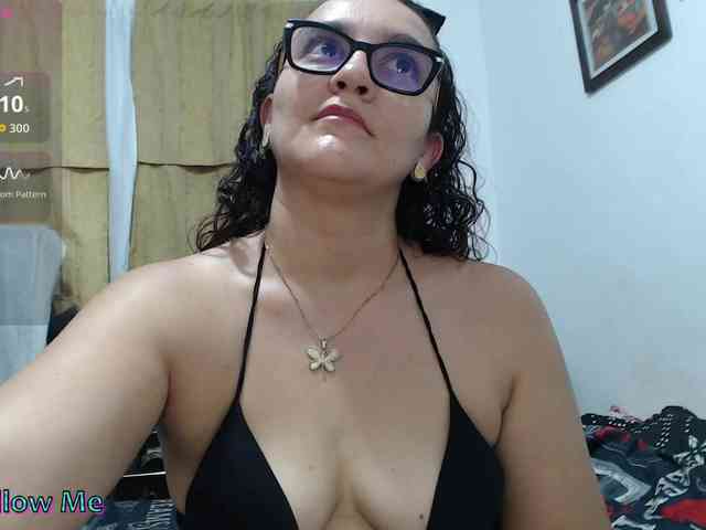 Modèle: SaimaJayyeb