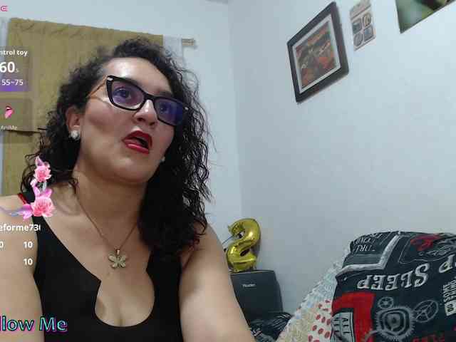 SaimaJayyeb webcam