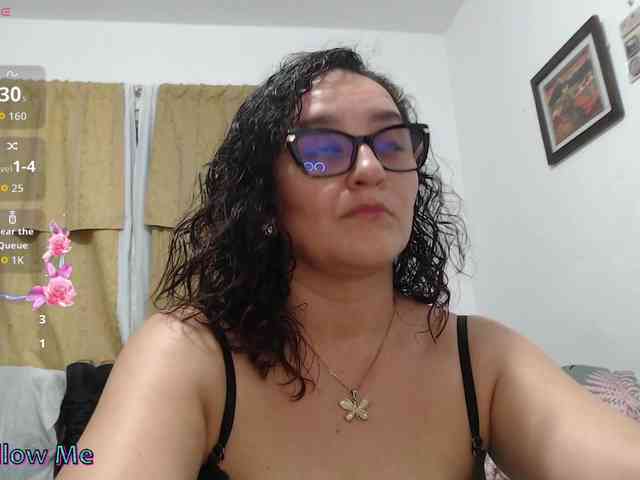 SaimaJayyeb webcam