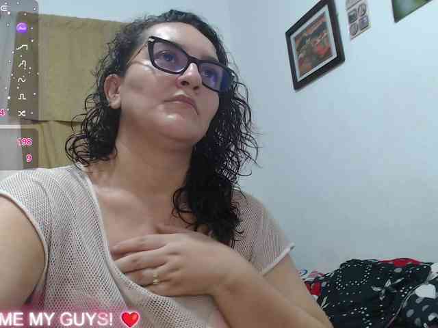SaimaJayyeb webcam