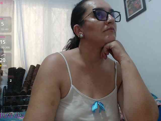 SaimaJayyeb webcam
