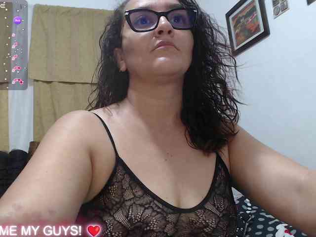 SaimaJayyeb webcam