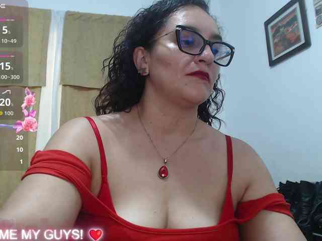 SaimaJayyeb webcam