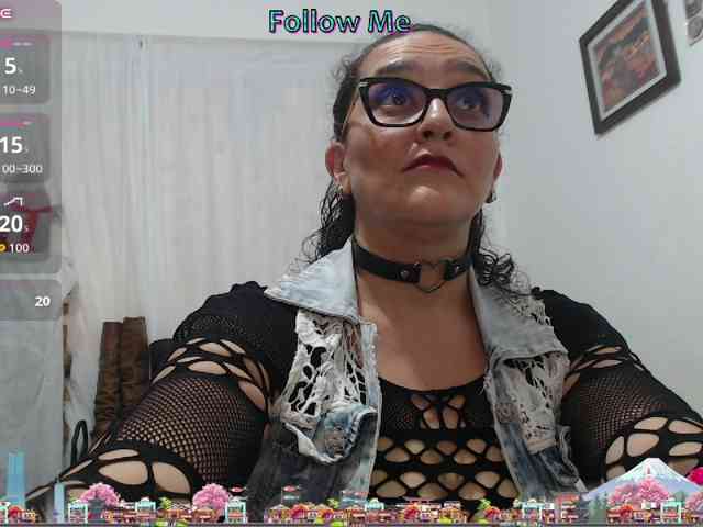 Modèle: SaimaJayyeb