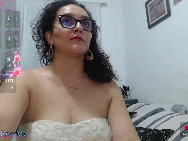SaimaJayyeb webcam
