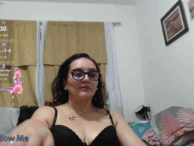 SaimaJayyeb webcam