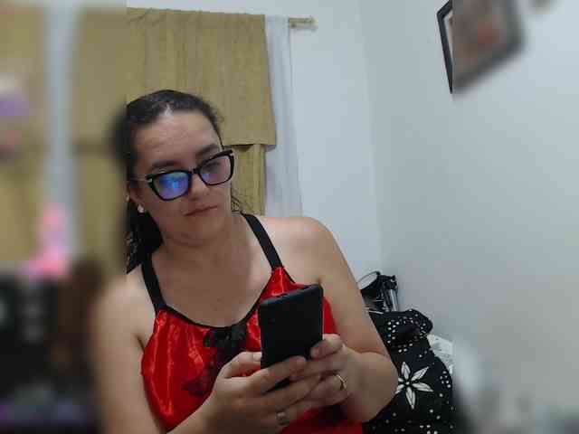 Modèle: SaimaJayyeb