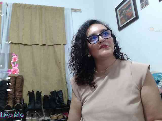 SaimaJayyeb webcam