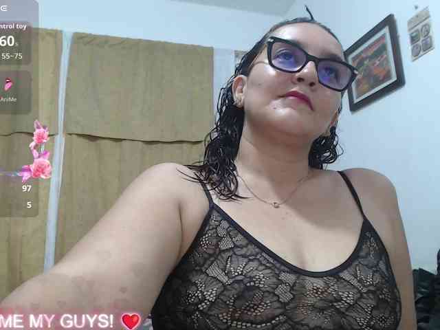 SaimaJayyeb webcam