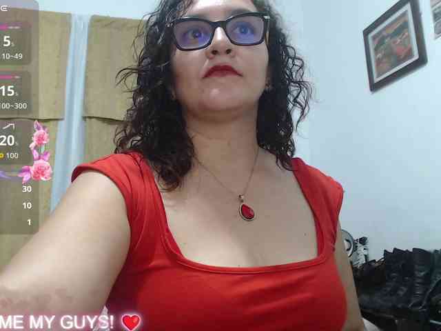 SaimaJayyeb webcam
