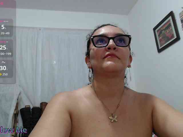 Modèle: SaimaJayyeb