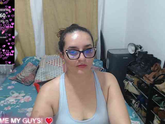 SaimaJayyeb webcam
