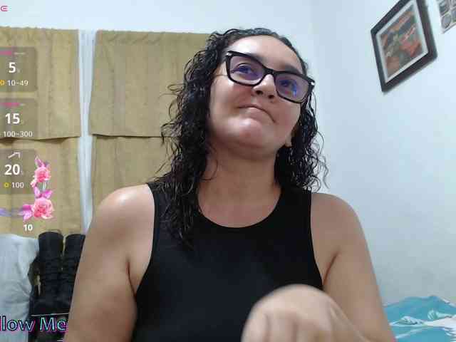 SaimaJayyeb webcam