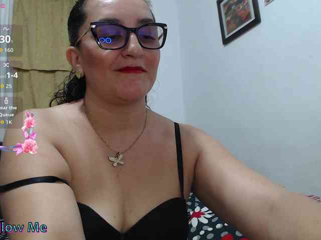 SaimaJayyeb webcam