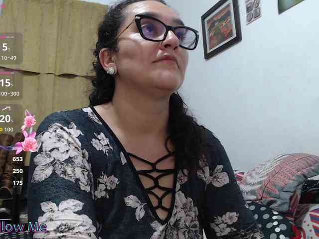 SaimaJayyeb webcam