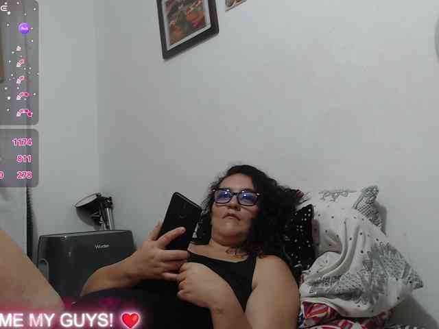 SaimaJayyeb webcam