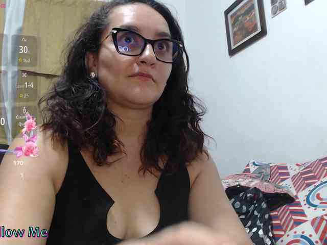 Modèle: SaimaJayyeb