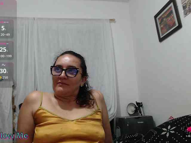 Modèle: SaimaJayyeb
