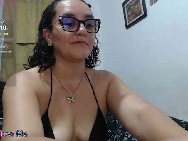 Modèle: SaimaJayyeb