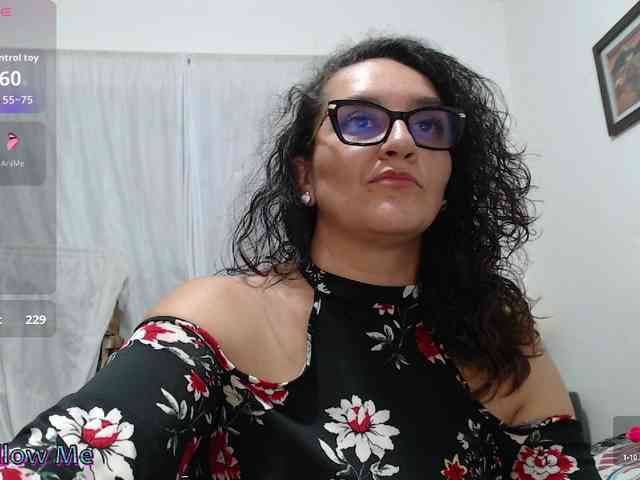 SaimaJayyeb webcam