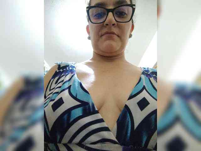 Modèle: SaimaJayyeb