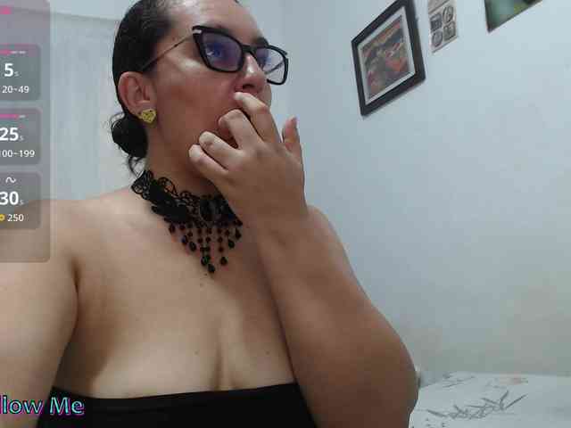 Modèle: SaimaJayyeb