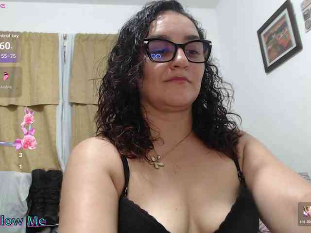 Modèle: SaimaJayyeb