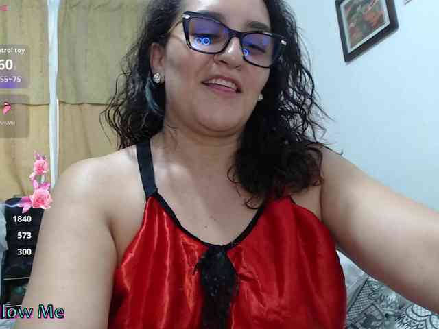 Modèle: SaimaJayyeb