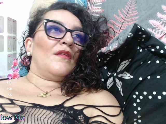 SaimaJayyeb webcam