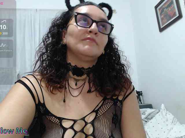 Modèle: SaimaJayyeb