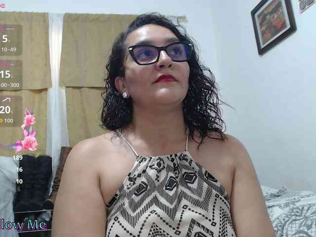 Modèle: SaimaJayyeb