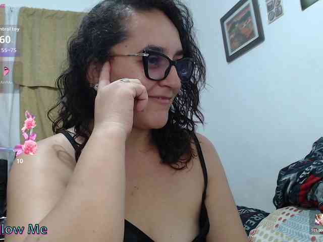 SaimaJayyeb webcam
