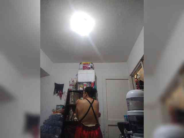 Modelo: SaimaJayyeb