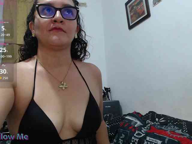 Modèle: SaimaJayyeb
