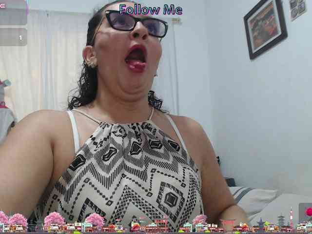 Modèle: SaimaJayyeb